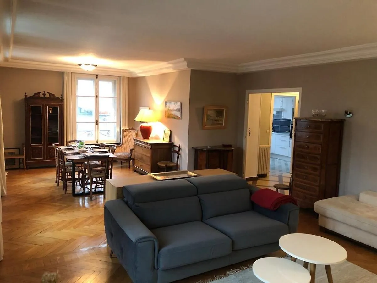 Appartement T4 121 M2 Georges 1Er Centre-Ville 3 Chambres