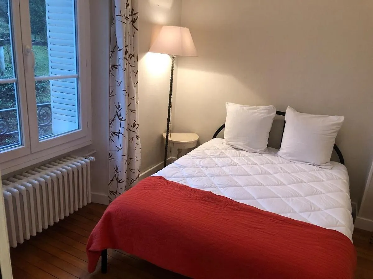 Appartement T4 121 M2 Georges 1Er Centre-Ville 3 Chambres 0*, Aix-les-Bains France